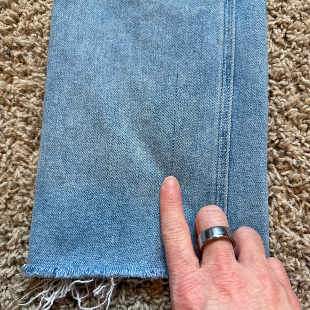 PAIGE cindy raw hem jeans - Picture 9 of 9